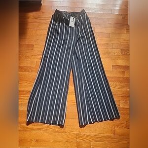 Kosmios Blue/ White Striped Bottom Pants Women’s Zipper Pockets Sz M NWT